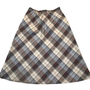 Vintage Women Plaid Wool Skirt Size 10 Union Made USA Preppy Y2K Academia Long